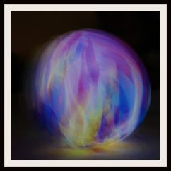 Balloon blur - Lynn Leedham